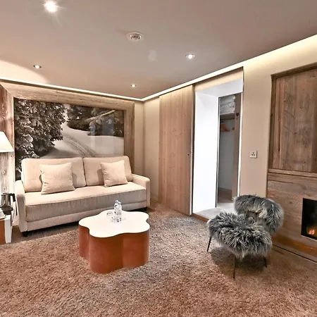 Hotel Tsanteleina 4*