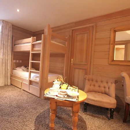 Tsanteleina Hotel 4*