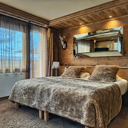 Tsanteleina 4*