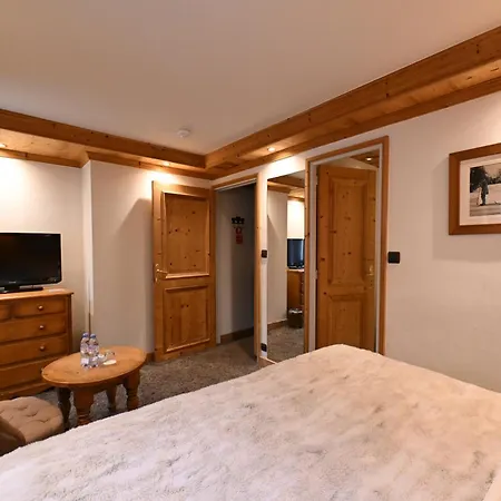 Tsanteleina Hotell