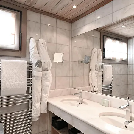 Tsanteleina Hotel 4*